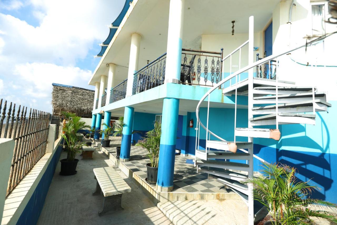 Lamel Cove Beach Resort Pondicherry Exterior foto